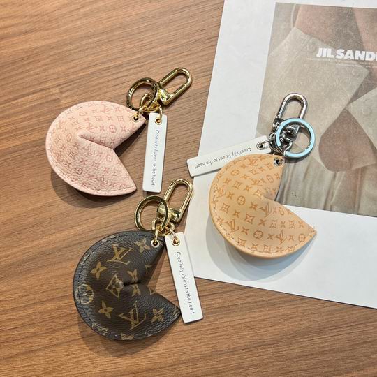 LV keyring 03lyh74